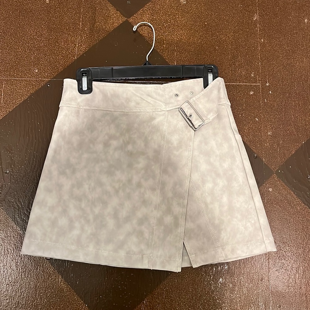 Leather skirt